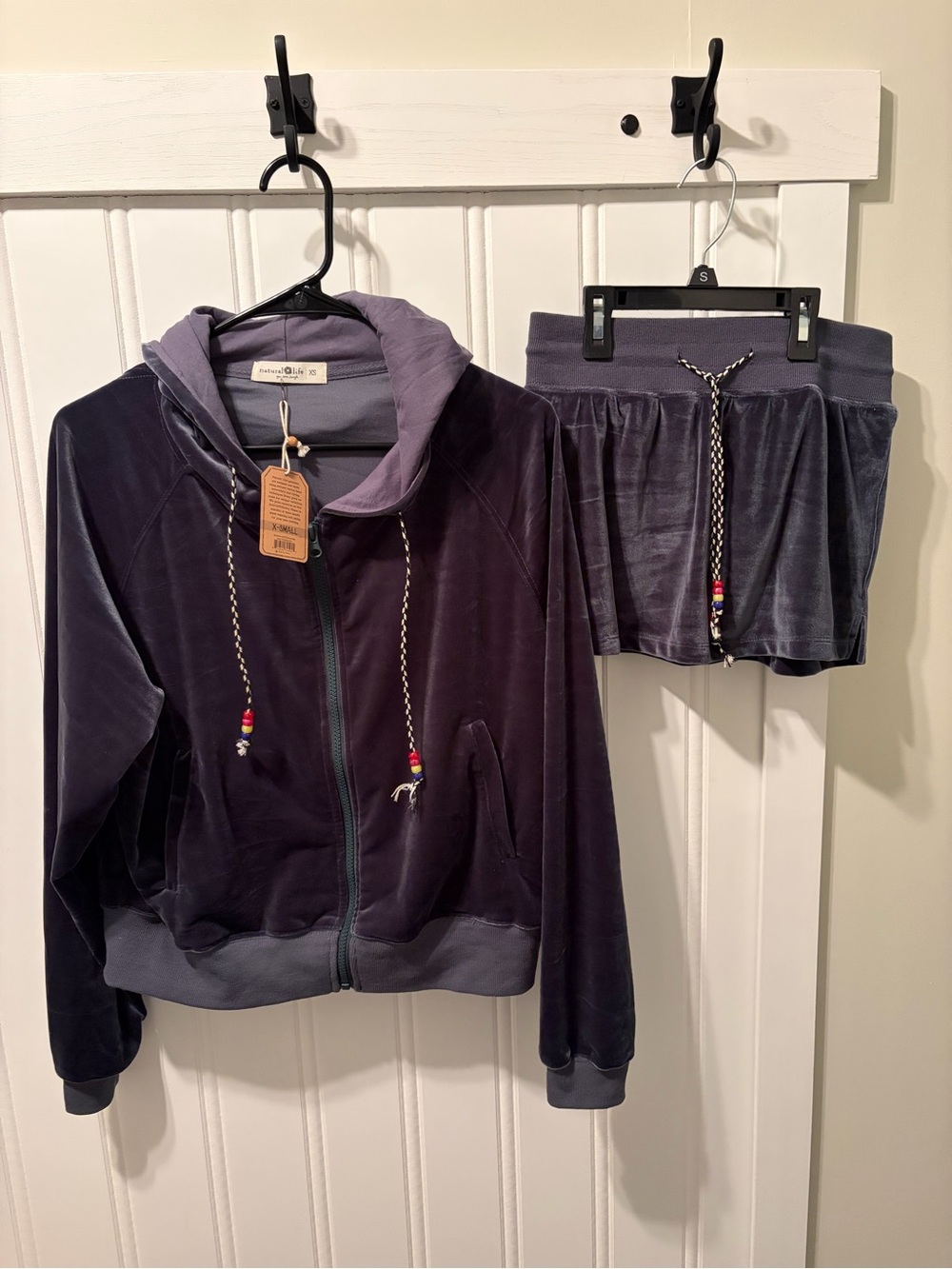 NWT Natural Life Bluish/Gray Velour Skort/Hoodie Set Size XS